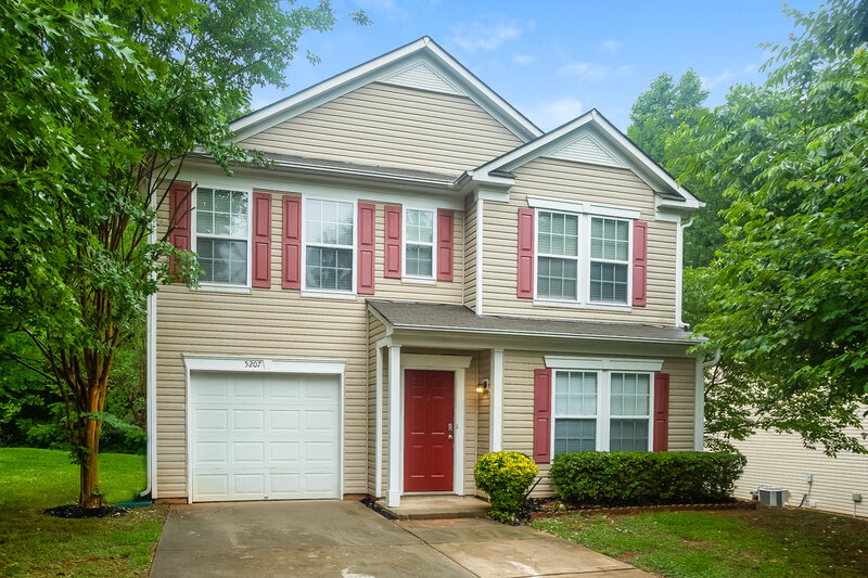 2,175/Mo, 5207 Vanhoy Ln Charlotte, NC 28269 External View