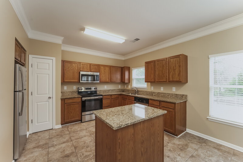 2,455/Mo, 2637 Forest Grove Ct Charlotte, NC 28269 Kitchen View