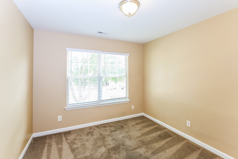 1,855/Mo, 6303 Spanish Moss Ln Charlotte, NC 28262 Bedroom View