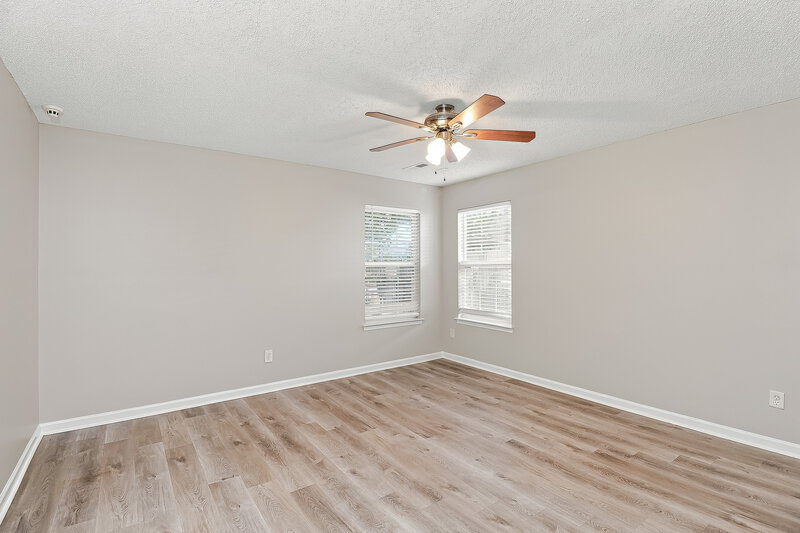 1,995/Mo, 11416 Northwoods Forest Dr Charlotte, NC 28214 Primary Bedroom View 2