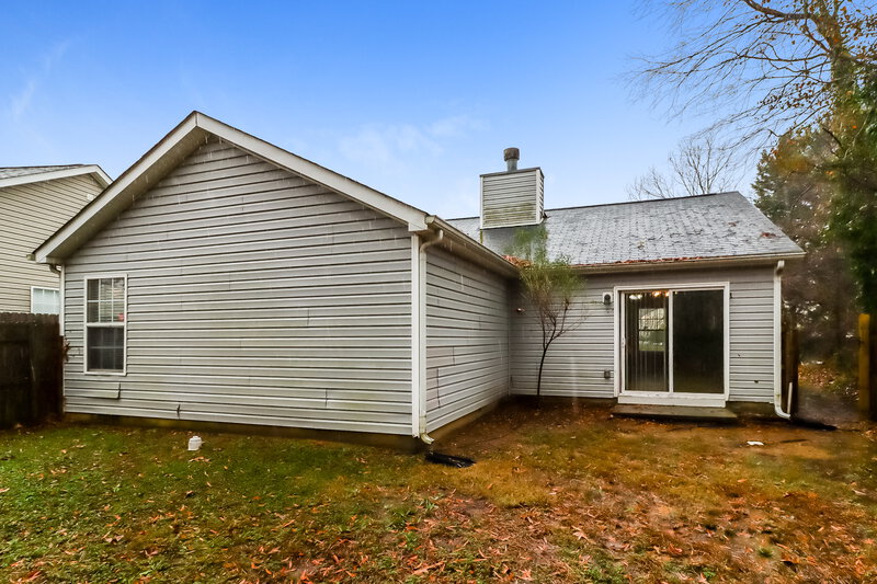 1,705/Mo, 11416 Northwoods Forest Dr Charlotte, NC 28214 Rear View