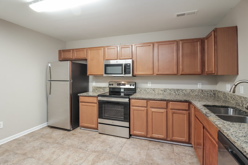 1,785/Mo, 3222 Reid Brook Ln Charlotte, NC 28208 Misc View 5