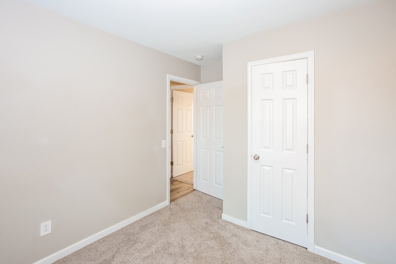 1,720/Mo, 2914 Pirates Pl Charlotte, NC 28216 Bedroom View 4