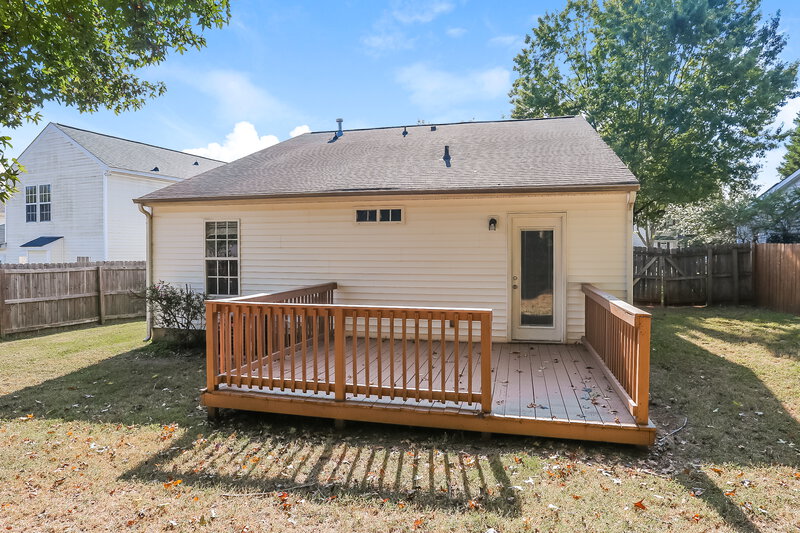 2,360/Mo, 1563 Hollow Maple Dr Charlotte, NC 28216 Rear View