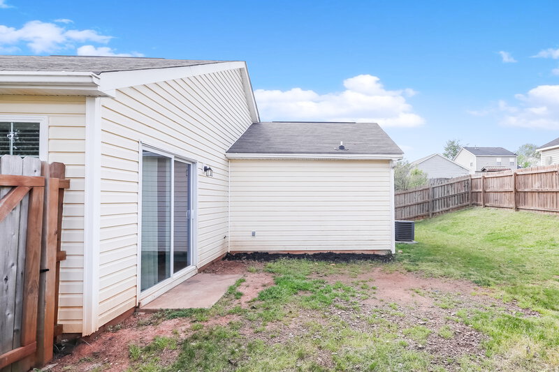 1,675/Mo, 11604 Stewarts Crossing Dr Charlotte, NC 28215 Rear View