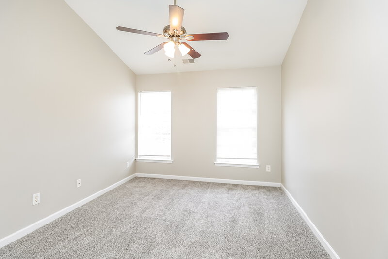 1,795/Mo, 5038 Blueberry Hollow Pl Charlotte, NC 28208 Main Bedroom View