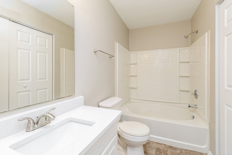 1,795/Mo, 5038 Blueberry Hollow Pl Charlotte, NC 28208 Bathroom View