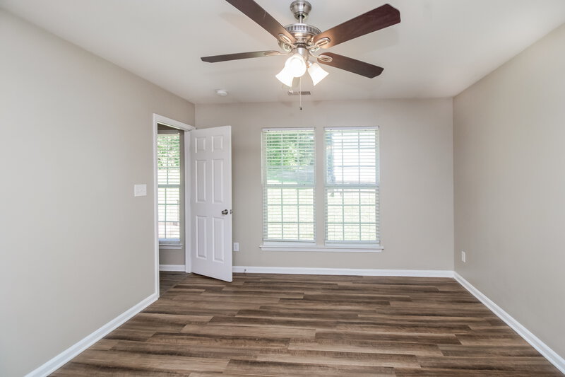 1,835/Mo, 128 Cinebar Rd Mooresville, NC 28115 Main Bedroom View