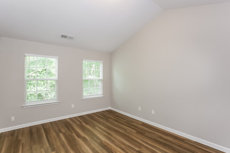 1,810/Mo, 3832 Glory St Charlotte, NC 28206 Main Bedroom View 2