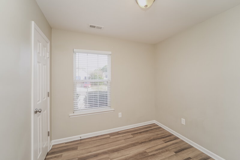 1,635/Mo, 4621 Bomar Dr Charlotte, NC 28216 Bedroom View