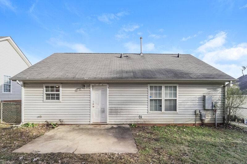 1,635/Mo, 4621 Bomar Dr Charlotte, NC 28216 Rear View