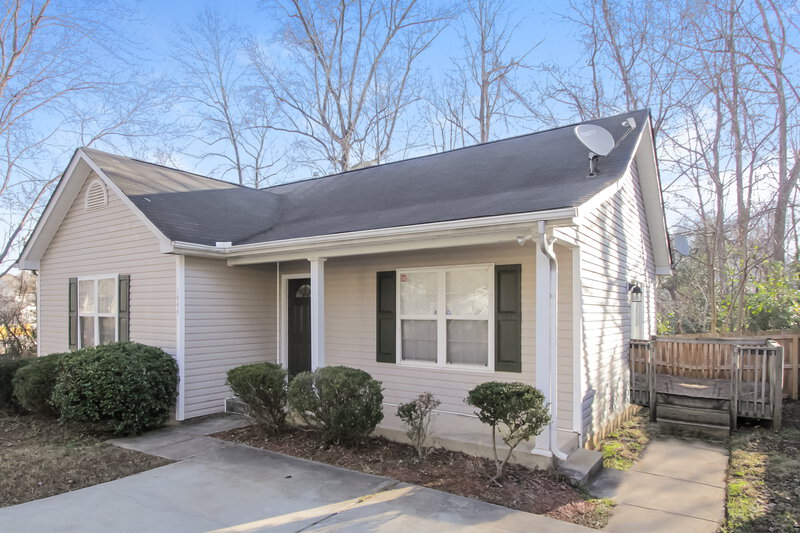 2,360/Mo, 1444 Hidden Stream Ct Charlotte, NC 28213 Front View 2