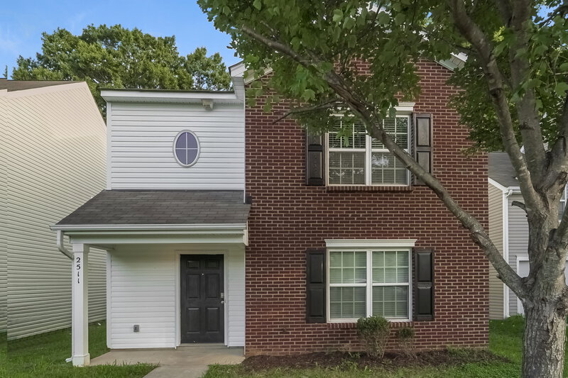 1,650/Mo, 2511 Anna Garrison Rd Charlotte, NC 28206 No Caption View