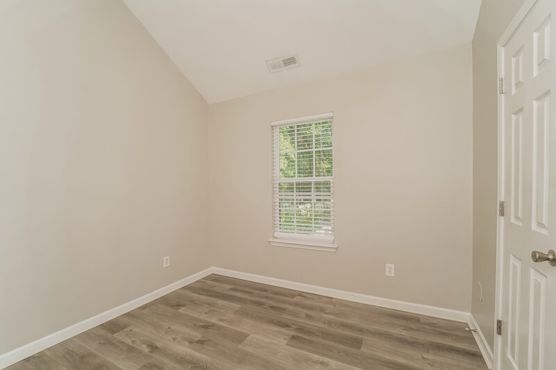 1,650/Mo, 2511 Anna Garrison Rd Charlotte, NC 28206 Bedroom View