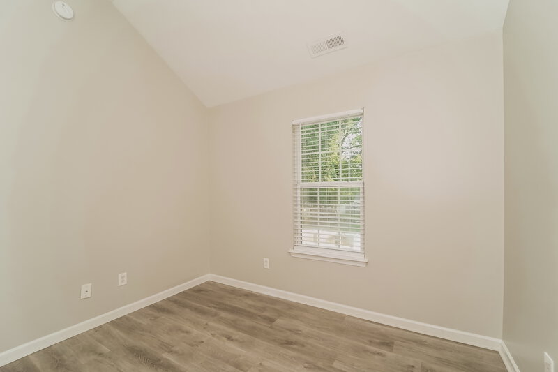 1,650/Mo, 2511 Anna Garrison Rd Charlotte, NC 28206 Bedroom View 3