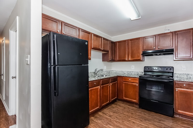 1,630/Mo, 820 Tilden Rd Charlotte, NC 28214 Kitchen View 2