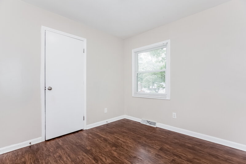 1,630/Mo, 820 Tilden Rd Charlotte, NC 28214 Bedroom View 2