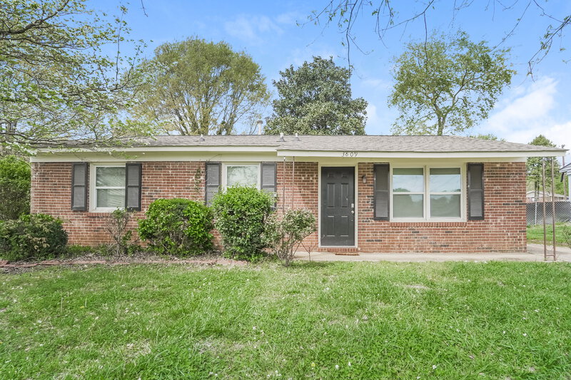 1,560/Mo, 3809 Bardot Dr Charlotte, NC 28216 Front View