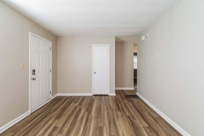 1,505/Mo, 1709 Purser Dr Charlotte, NC 28215 Living Room View