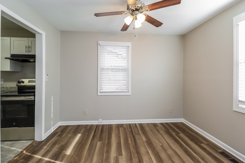 1,505/Mo, 1709 Purser Dr Charlotte, NC 28215 Dining Room View