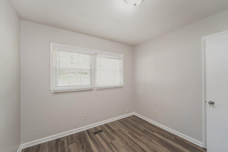 1,900/Mo, 2413 Dora Dr Charlotte, NC 28215 Bedroom View 2