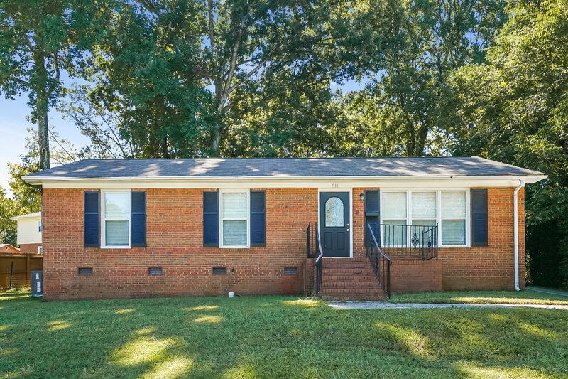 1,640/Mo, 511 Derrydowne Dr Charlotte, NC 28213 External View