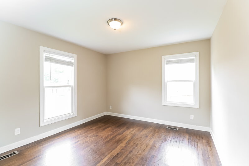1,660/Mo, 511 Derrydowne Dr Charlotte, NC 28213 Bedroom View 2