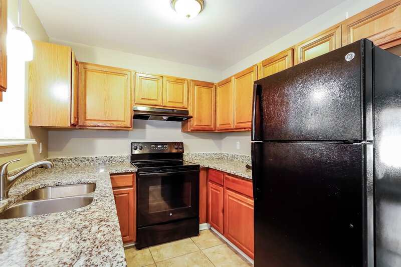 1,830/Mo, 7236 Newell Acres Dr Charlotte, NC 28215 Kitchen View 3