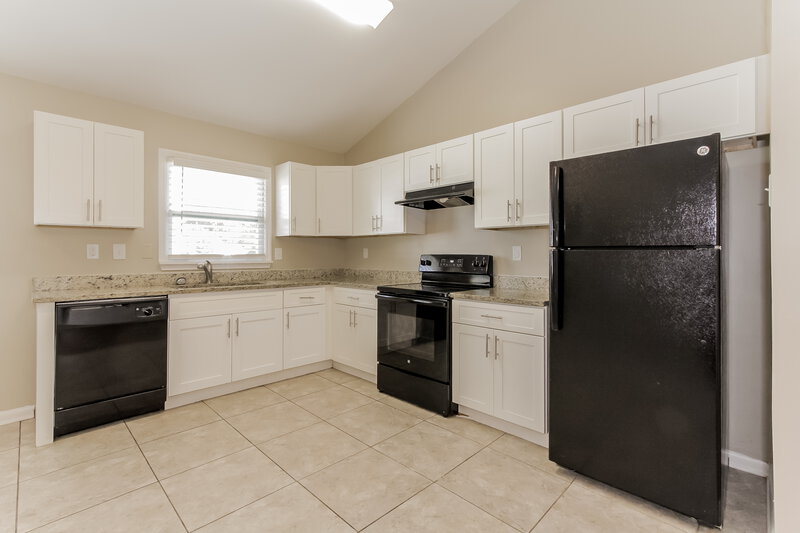 1,645/Mo, 5401 Venado St Charlotte, NC 28215 Kitchen View