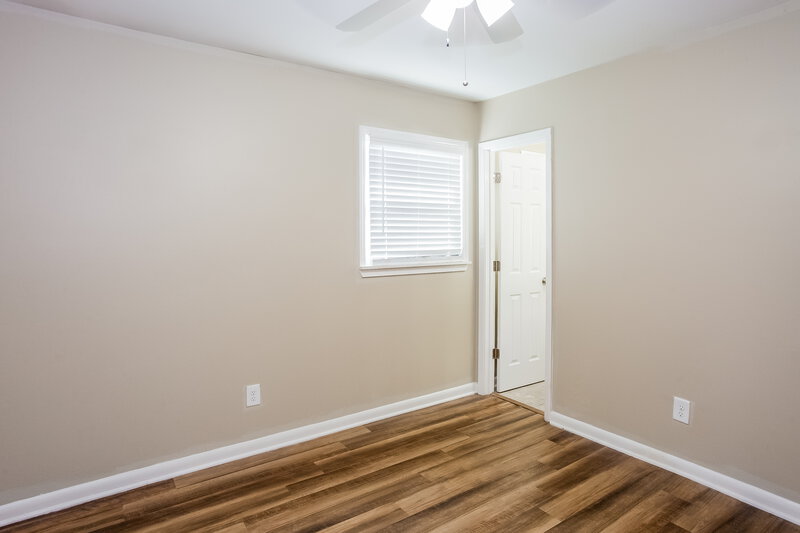 1,645/Mo, 5401 Venado St Charlotte, NC 28215 Main Bedroom View