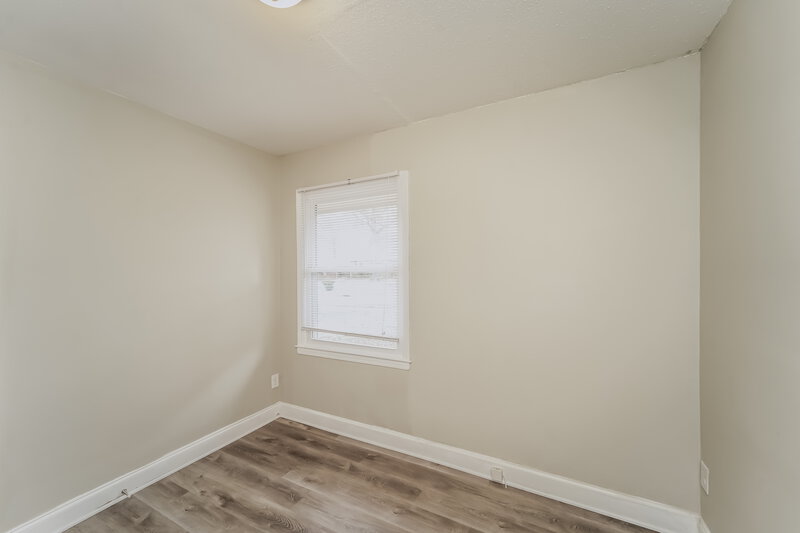 1,750/Mo, 1100 Bilmark Ave Charlotte, NC 28213 Bedroom View 3