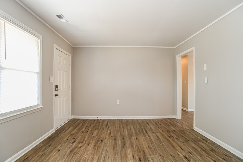 1,525/Mo, 6126 Castle Ct Charlotte, NC 28213 Misc View 2