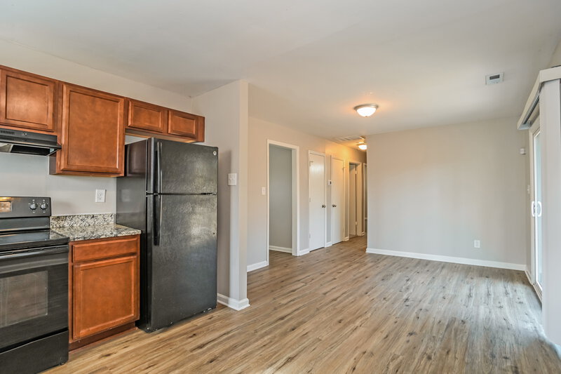 1,525/Mo, 6126 Castle Ct Charlotte, NC 28213 Misc View 4