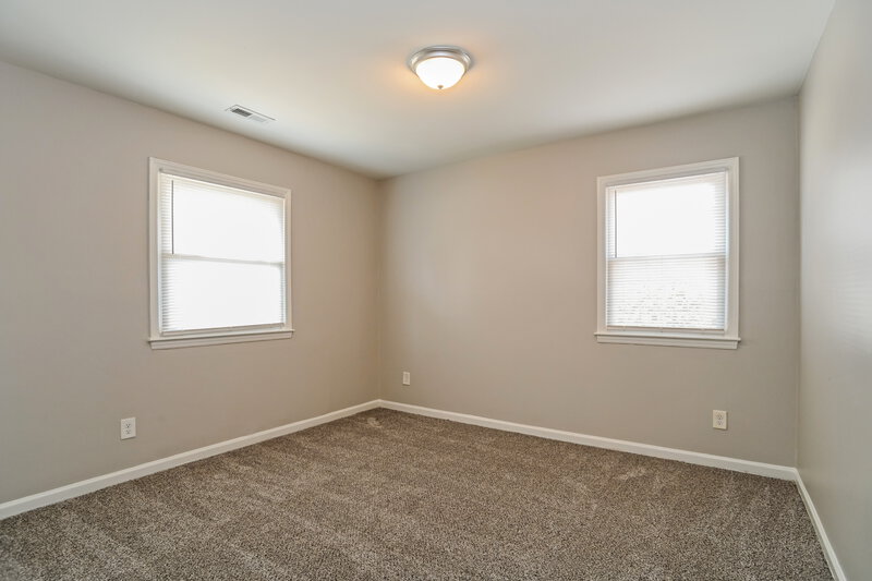 1,525/Mo, 6126 Castle Ct Charlotte, NC 28213 Misc View 12