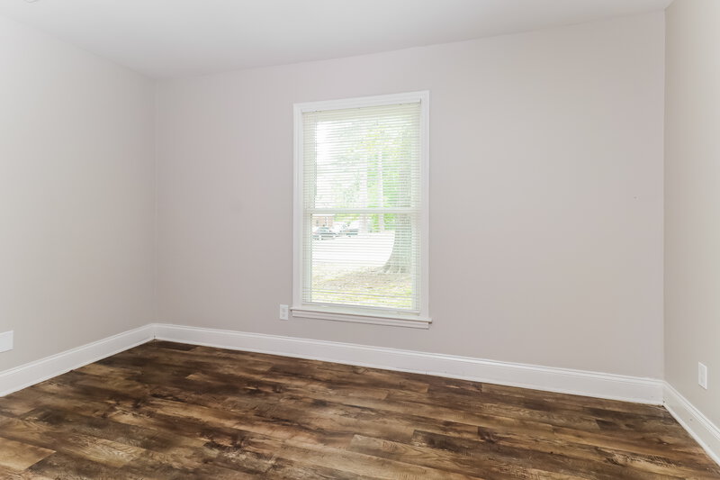 1,690/Mo, 323 Huntsmoor Dr Charlotte, NC 28217 Main Bedroom View