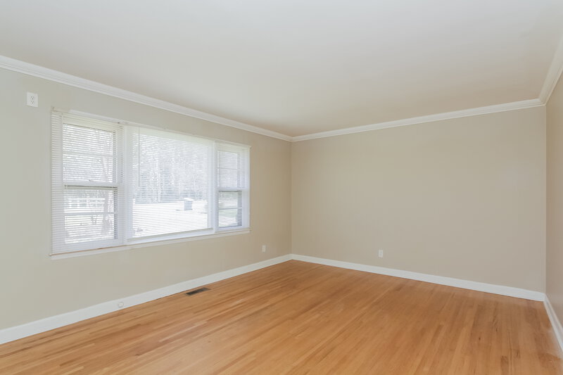 1,700/Mo, 3304 Sunset Rd Charlotte, NC 28216 Den View
