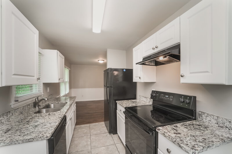 1,735/Mo, 4944 Springview Rd Charlotte, NC 28213 Misc View 5