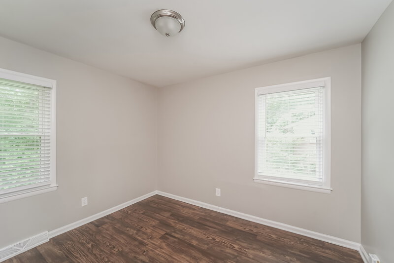 1,735/Mo, 4944 Springview Rd Charlotte, NC 28213 Misc View 11