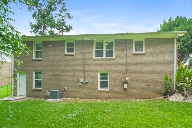 1,735/Mo, 4944 Springview Rd Charlotte, NC 28213 Misc View 17