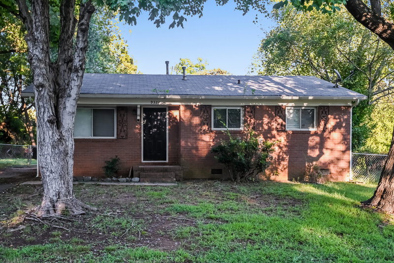 1,640/Mo, 9324 Edgevale Dr Charlotte, NC 28216 External View