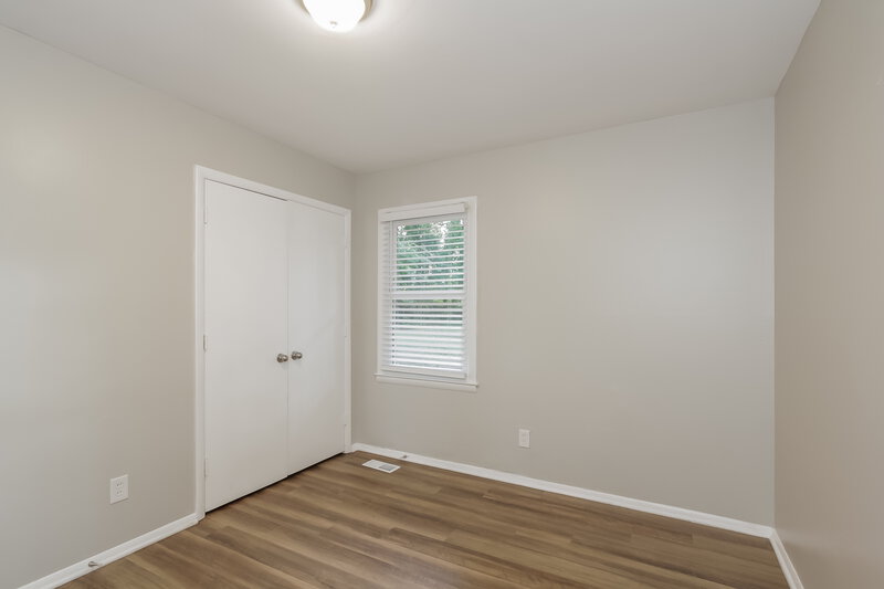 1,670/Mo, 624 Dobson Dr Charlotte, NC 28213 Bedroom View 4