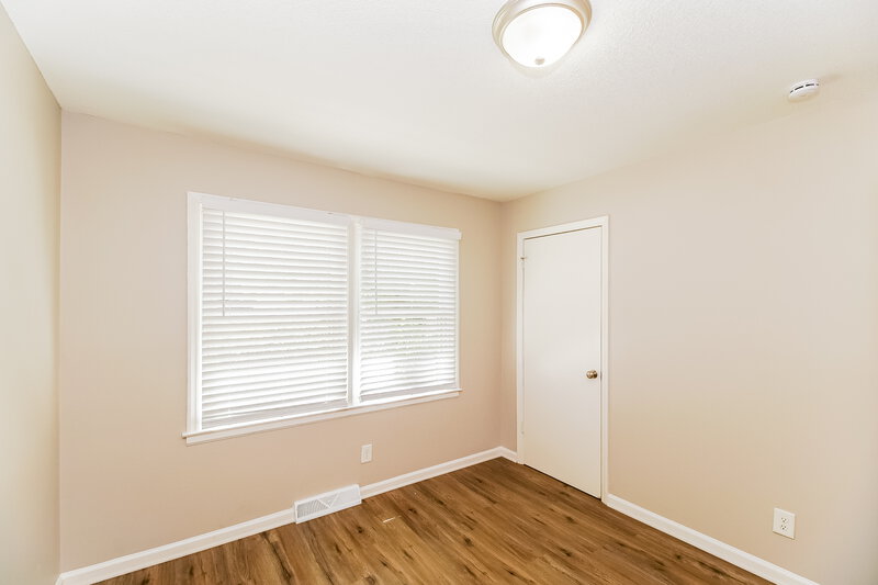 2,410/Mo, 6725 Barrington Dr Charlotte, NC 28215 Bedroom View