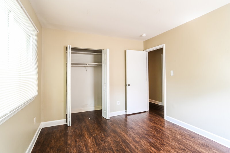 1,545/Mo, 427 Huntsmoor Dr Charlotte, NC 28217 Bedroom View 2