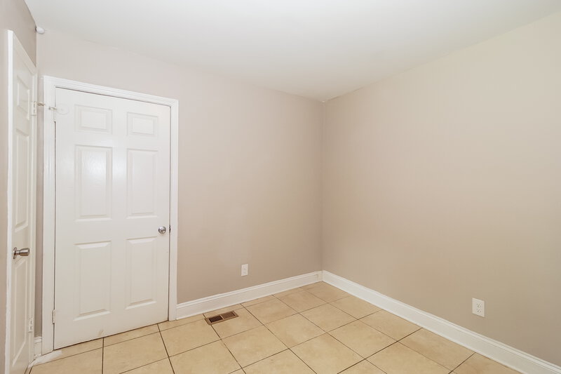 1,615/Mo, 528 W Arrowood Rd Charlotte, NC 28217 Dining Room View