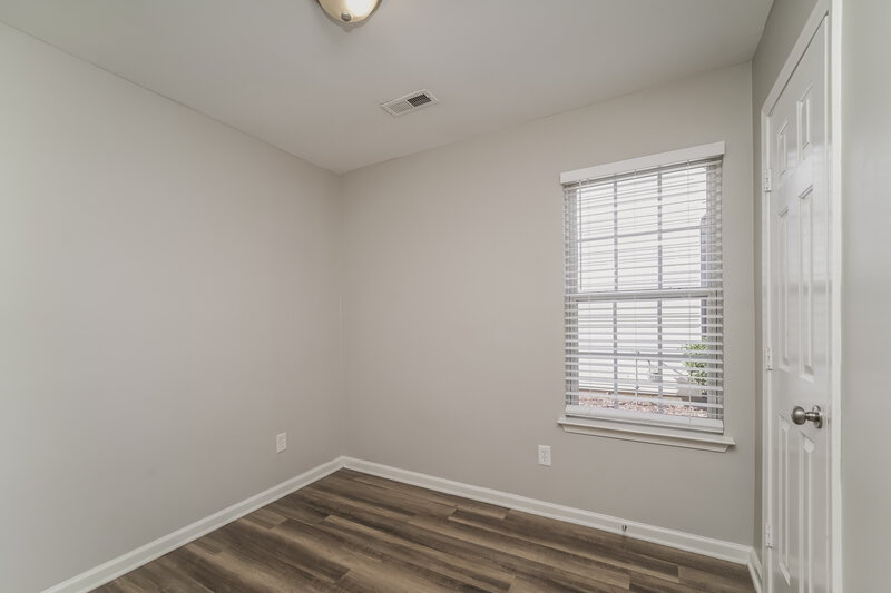 1,640/Mo, 2733 Fairstone Ave Charlotte, NC 28269 Bedroom View