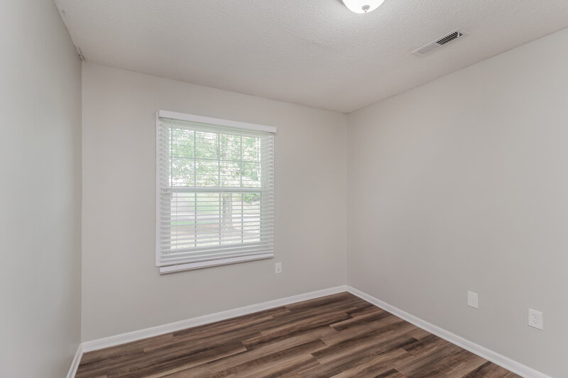 1,665/Mo, 824 Big River Rd Charlotte, NC 28216 Bedroom View 3