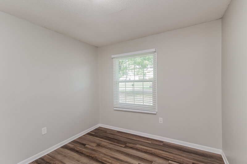 1,665/Mo, 824 Big River Rd Charlotte, NC 28216 Bedroom View 4