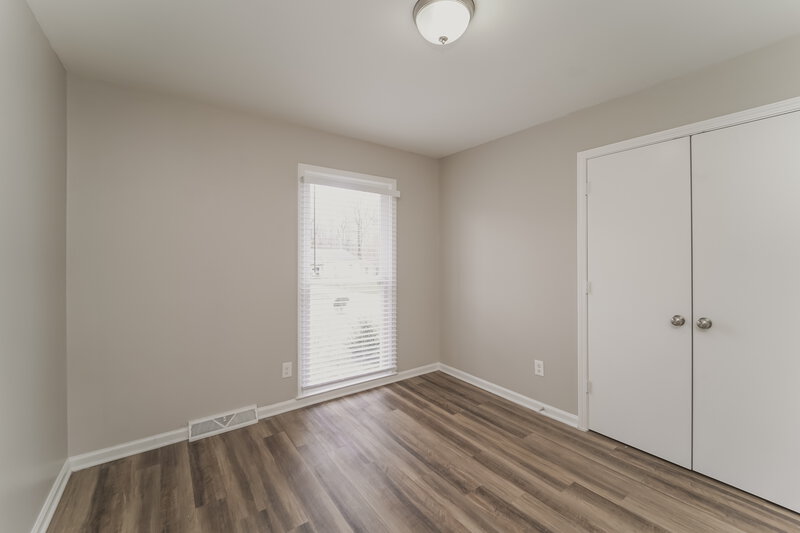 1,700/Mo, 6129 Delham Dr Charlotte, NC 28215 Bedroom View 3