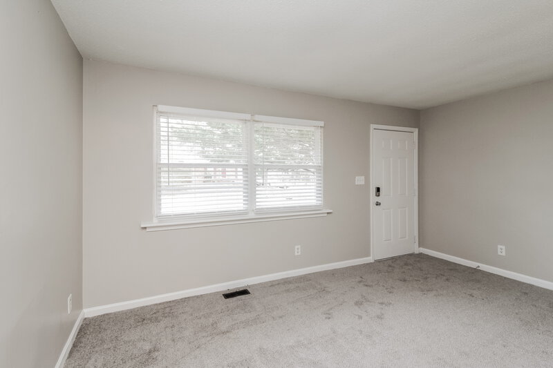 0/Mo, 601 Kentbrook Dr Charlotte, NC 28213 Misc View 2