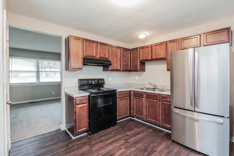 0/Mo, 601 Kentbrook Dr Charlotte, NC 28213 Misc View 3